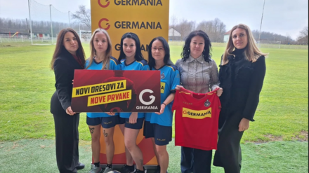 Nove boje za kotoripske Plave: Germania odjenula nogometašice Graničara! Nove boje za kotoripske Plave: Germania odjenula nogometašice Graničara!